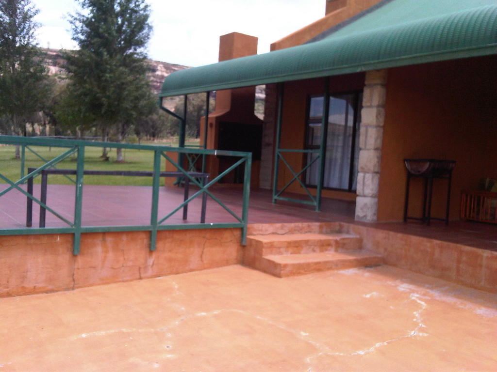Villa Pumula Guest Farm Fouriesburg Exterior foto